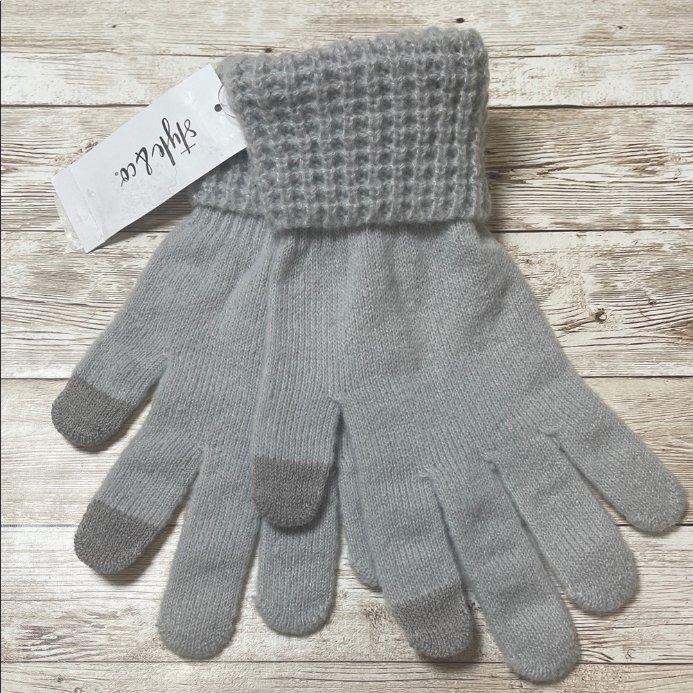 Style & Co. Gray‎ Knit Gloves